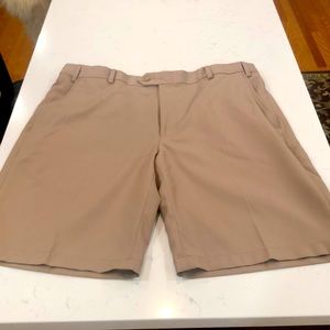Jos A Bank Travelers Collection Shorts Mens Size 36 Classic Fit Khaki Flat Front